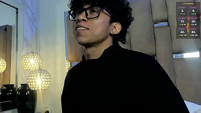 AkazaBoy  online show from 24, 2, 2026