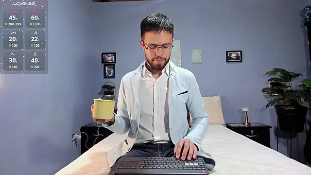 ETHAN ADAM online show from 10, 2, 2025