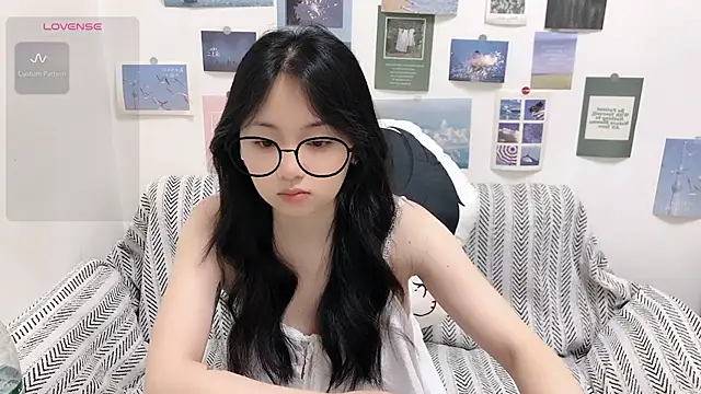 LiLiYbaby online show from 19, 6, 2026