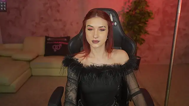 Magnetic Mia  online show from 29, 7, 2026