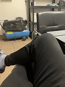 daubine46 online show from 19, 3, 2026