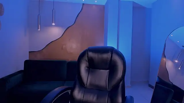 MaddisonLowe online show from 16, 3, 2026