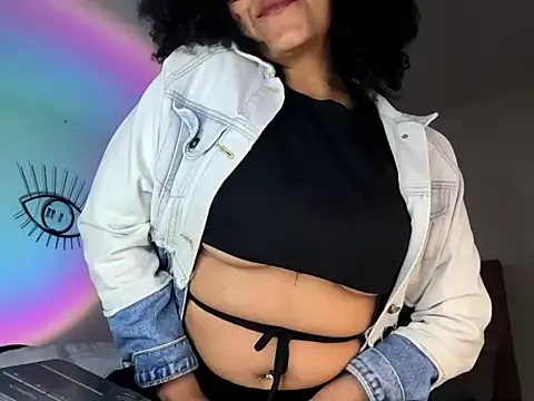 Snapshot of Ale_xandra chatting on 8, 3, 2026 Ale xandra online show from 8, 3, 2026