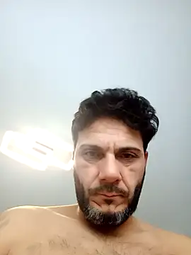 Cem-aus-Nrw-Krefeld online show from 3, 11, 2025