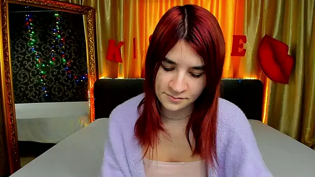  Polly Love  online show from 13, 2, 2025