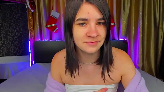  Polly Love  online show from 14, 1, 2026