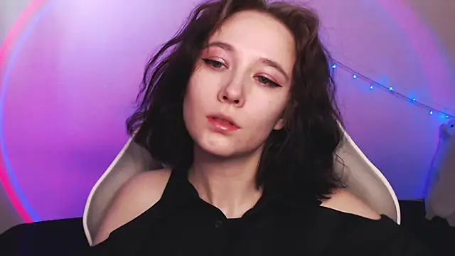 Robin yourss online show from 7, 3, 2025