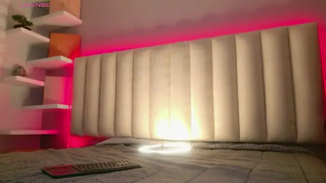 Megan mooree  online show from 20, 7, 2026