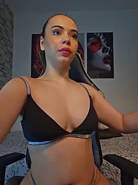 Snapshot of Antonella2_m chatting on 27, 5, 2026 Antonella2 m online show from 27, 5, 2026