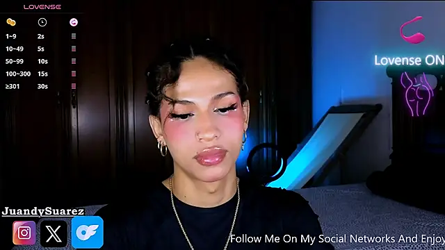 Snapshot of Abby_bella09 chatting on 19, 10, 2025 Abby bella09 online show from 19, 10, 2025