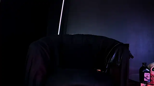 Snapshot of Agnes_jones_ chatting on 18, 3, 2025 Agnes jones online show from 18, 3, 2025