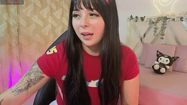 hina tay online show from 18, 4, 2026