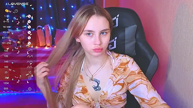 Snapshot of doll_barbieee chatting on 3, 12, 2024 doll barbieee online show from 3, 12, 2024