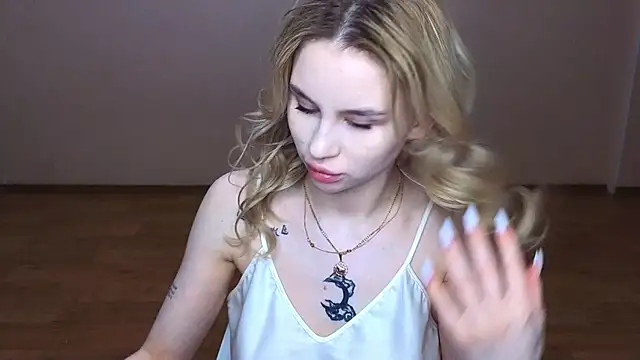 Snapshot of doll_barbieee chatting on 9, 3, 2025 doll barbieee online show from 9, 3, 2025