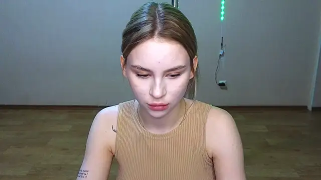 Snapshot of doll_barbieee chatting on 13, 3, 2025 doll barbieee online show from 13, 3, 2025