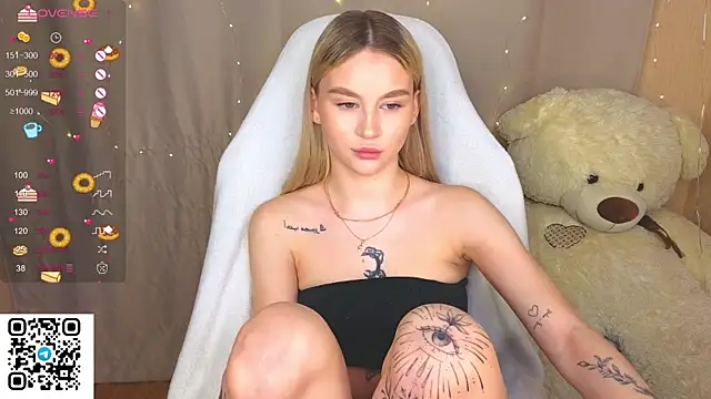 Snapshot of doll_barbieee chatting on 3, 10, 2025 doll barbieee online show from 3, 10, 2025