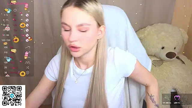 Snapshot of doll_barbieee chatting on 12, 10, 2025 doll barbieee online show from 12, 10, 2025