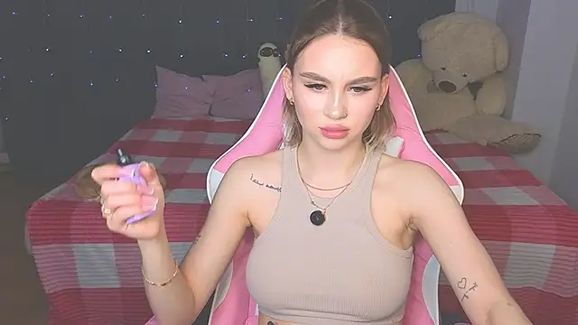Snapshot of doll_barbieee chatting on 17, 5, 2026 doll barbieee online show from 17, 5, 2026