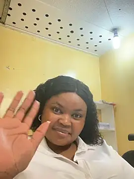 Curveysinaa online show from 17, 2, 2025