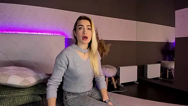 KateOwyns online show from 13, 2, 2025