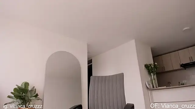 Snapshot of vianca_cruzz chatting on 30, 1, 2025 vianca cruzz online show from 30, 1, 2025