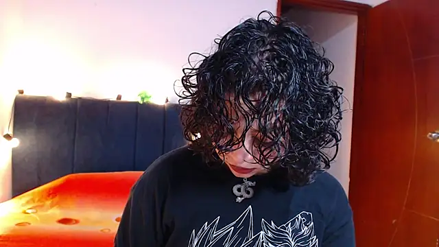 Bitsy Messy online show from 21, 6, 2026