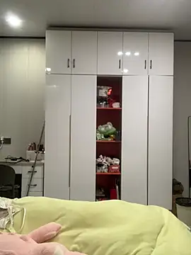 Aimeil online show from 11, 1, 2025