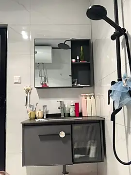 Aimeil online show from 13, 3, 2025