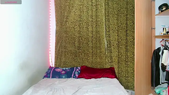 femboykeene online show from 18, 10, 2025