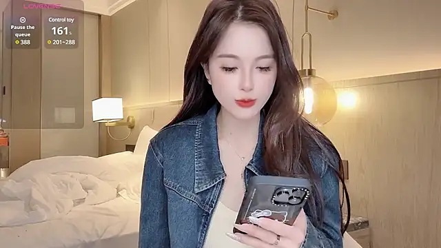 Neyllar online show from 15, 1, 2025