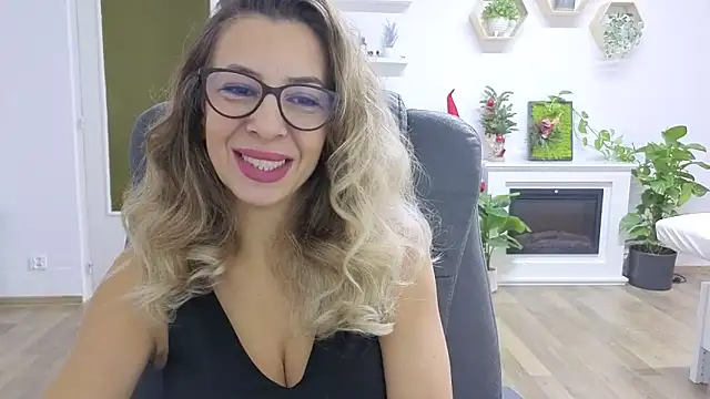 SukyGirl online show from 25, 11, 2025