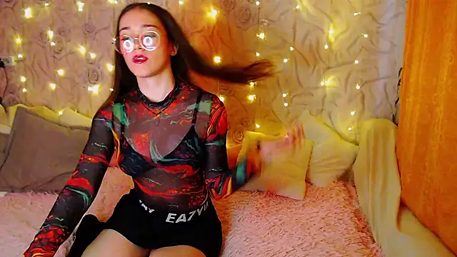 fluffy kitty  online show from 21, 9, 2025