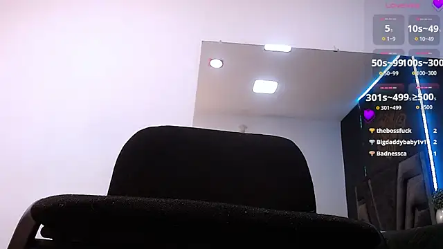 Snapshot of stefany_bro chatting on 8, 3, 2025 stefany bro online show from 8, 3, 2025