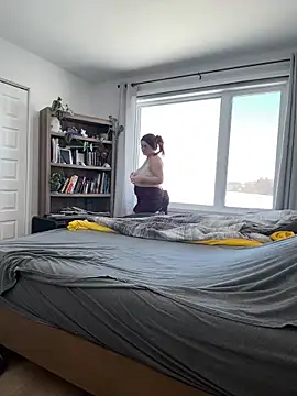 Snapshot of Sweetleeahxx chatting on 28, 2, 2025 Sweetleeahxx online show from 28, 2, 2025