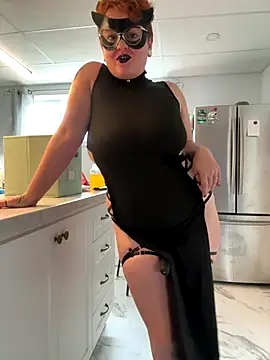 Snapshot of Sweetleeahxx chatting on 31, 10, 2025 Sweetleeahxx online show from 31, 10, 2025