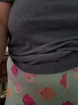 Sweetleeahxx online show from 19, 7, 2026