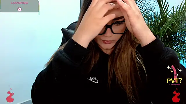 Snapshot of Lucia_star__ chatting on 18, 6, 2026 Lucia star online show from 18, 6, 2026