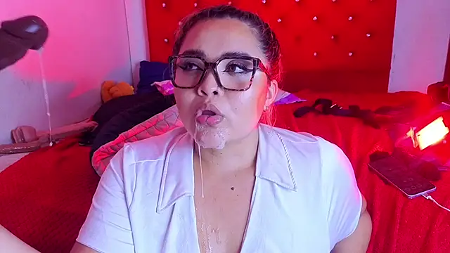 Agatha humidity online show from 23, 4, 2026