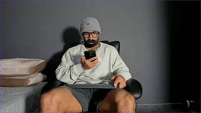 Brock hurn1 online show from 27, 4, 2026