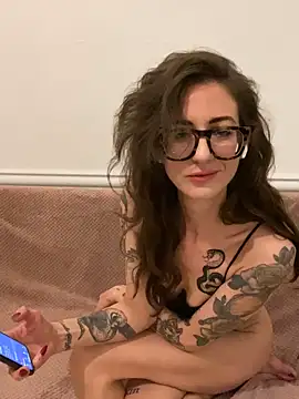 Thunder-Cunt online show from 26, 10, 2025