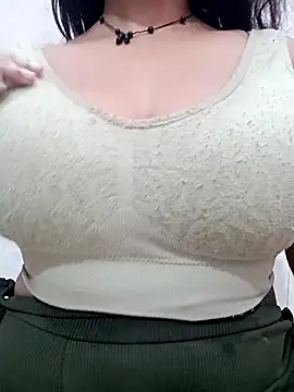 cute-mahek online show from 19, 4, 2026