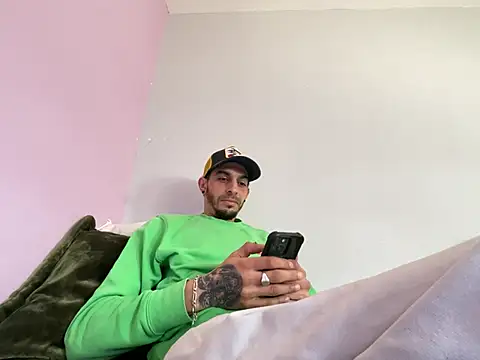 Rebeu313 online show from 22, 2, 2026