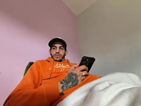 Rebeu313 online show from 10, 3, 2026