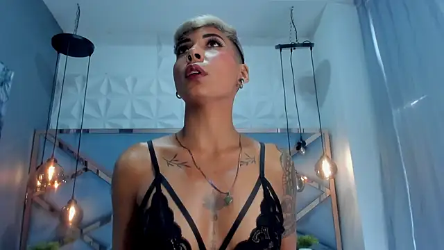 MiaMorgan  online show from 3, 3, 2025