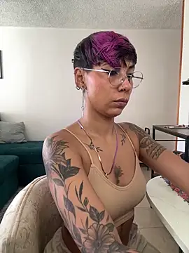MiaMorgan  online show from 10, 6, 2026