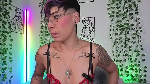 MiaMorgan  online show from 12, 6, 2026