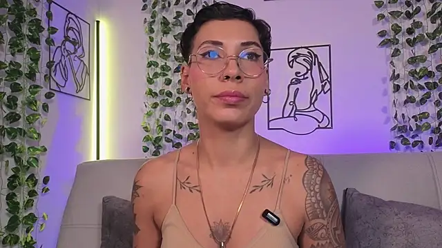 MiaMorgan  online show from 31, 7, 2026