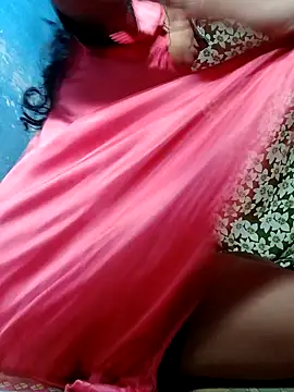 Snapshot of AparnaBoudi chatting on 4, 2, 2025 AparnaBoudi online show from 4, 2, 2025