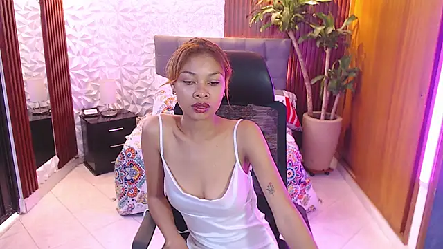 Snapshot of Perla_prg chatting on 7, 2, 2025 Perla prg online show from 7, 2, 2025