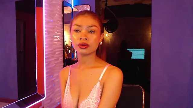 Snapshot of Perla_prg chatting on 20, 2, 2025 Perla prg online show from 20, 2, 2025